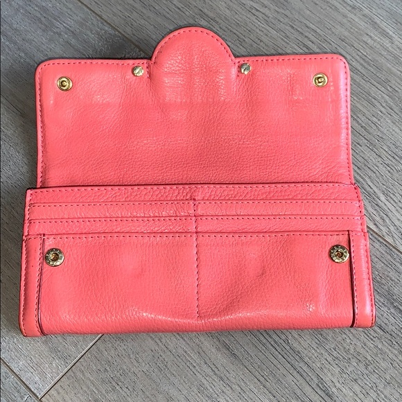 Tory Burch Salmon Pink Leather Wallet - Picture 3 of 12